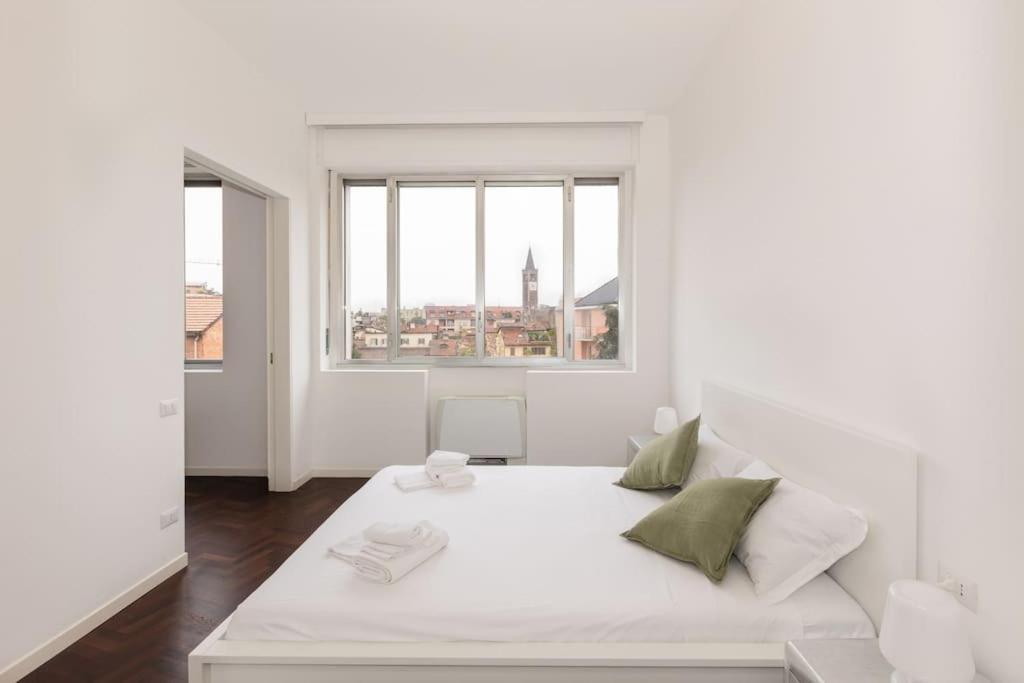 Elegante Bilocale Porta Genova - Mirable Pm Apartamento Milão Exterior foto