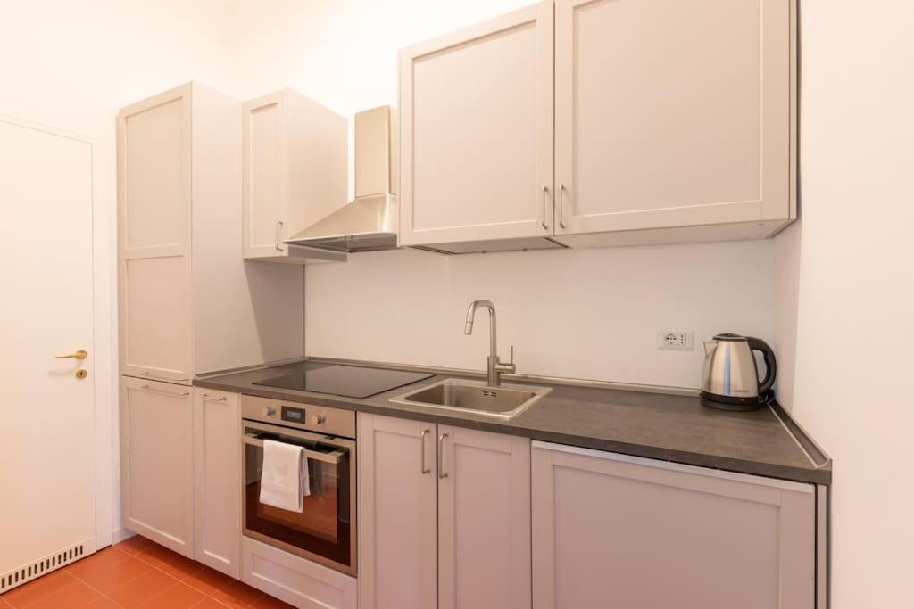 Elegante Bilocale Porta Genova - Mirable Pm Apartamento Milão Exterior foto