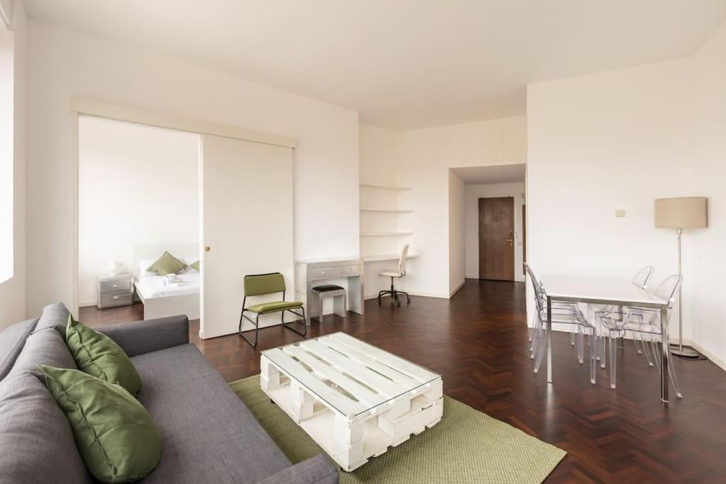 Elegante Bilocale Porta Genova - Mirable Pm Apartamento Milão Exterior foto